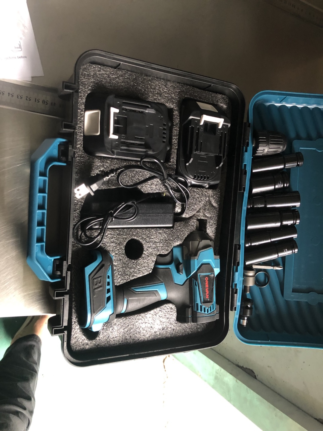 1200N.m トルクブラシレス電動インパクトレンチ 1/2 - Socket Wrench のレビューと価格